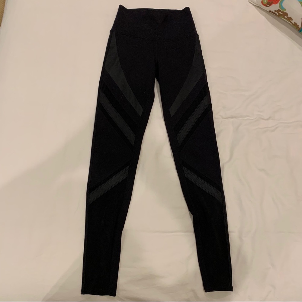 ALO yoga full length moto leggings NWOT